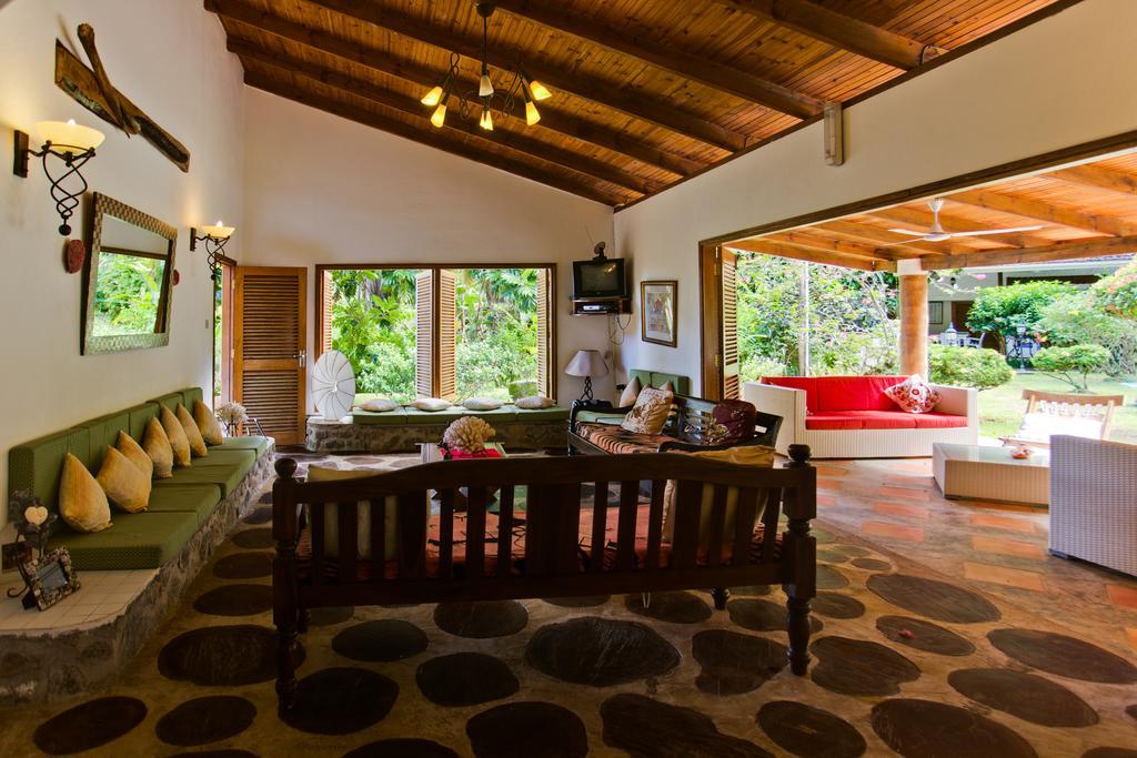 Cote Sud - Unique Villa & Bungalows Intendance Road ทาคามาคา ห้อง รูปภาพ