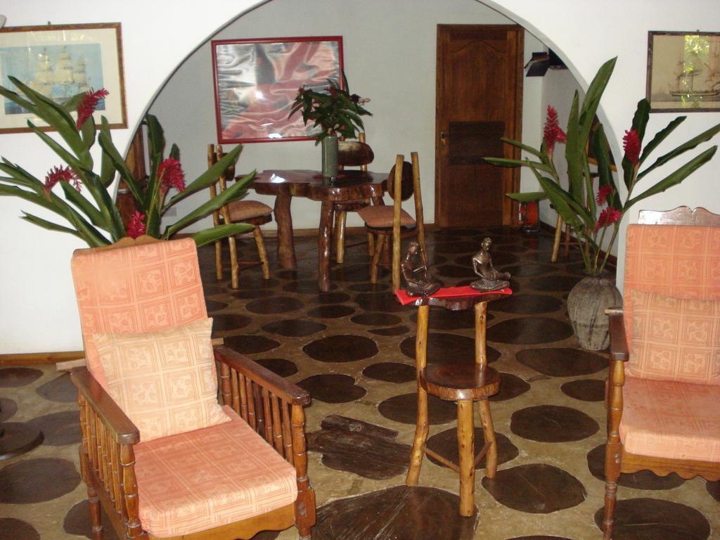 Cote Sud - Unique Villa & Bungalows Intendance Road ทาคามาคา ภายนอก รูปภาพ