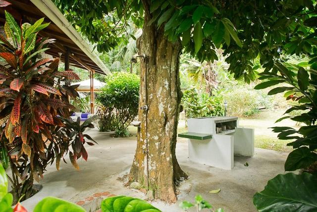 Cote Sud - Unique Villa & Bungalows Intendance Road ทาคามาคา ภายนอก รูปภาพ