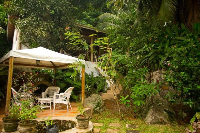 Cote Sud - Unique Villa & Bungalows Intendance Road ทาคามาคา ภายนอก รูปภาพ